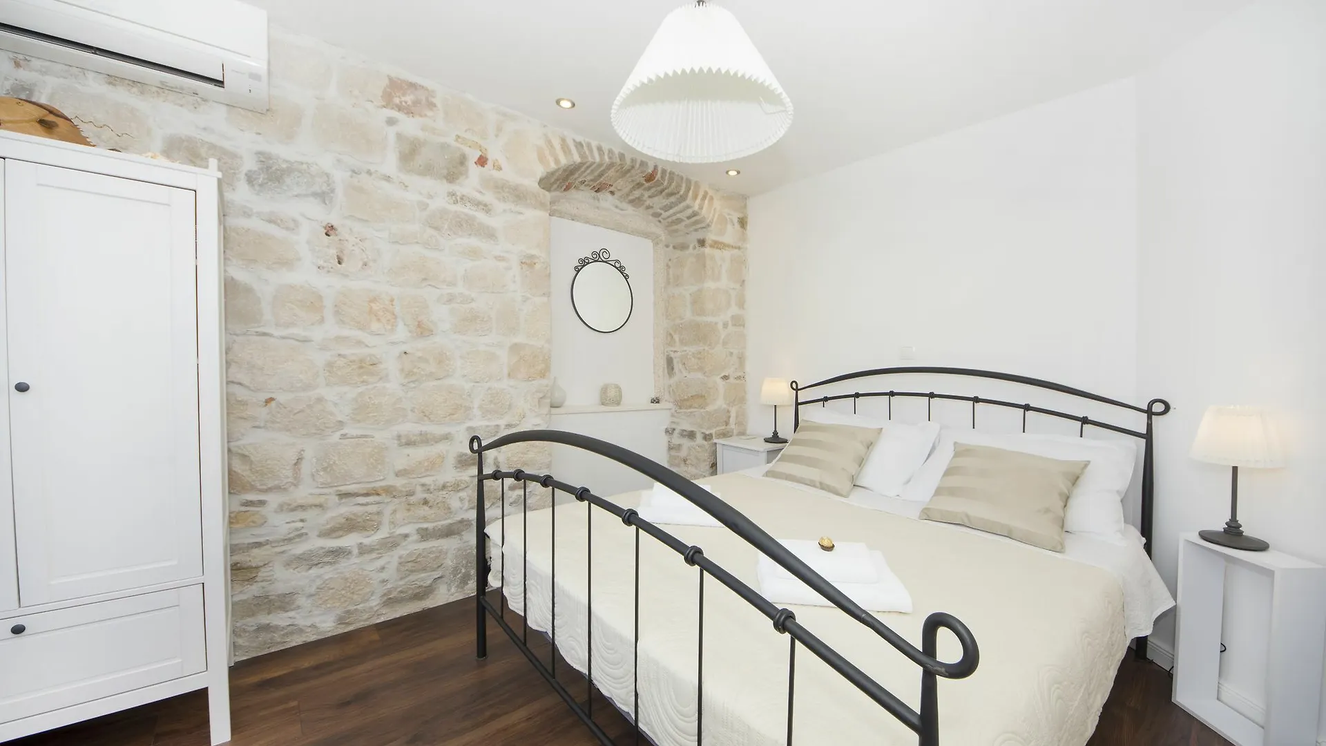 *** Casa de hóspedes Apartments Stone Elegance Split Croácia